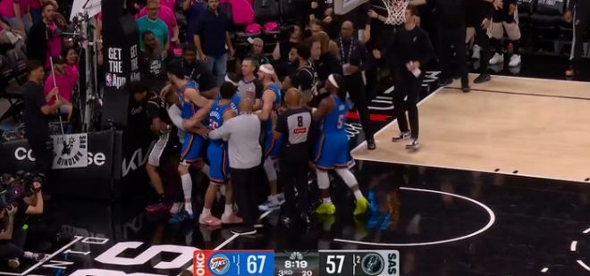 杨瀚森高效13+4+4引热议!外媒盛赞判若两人 调侃他能拿MVP
